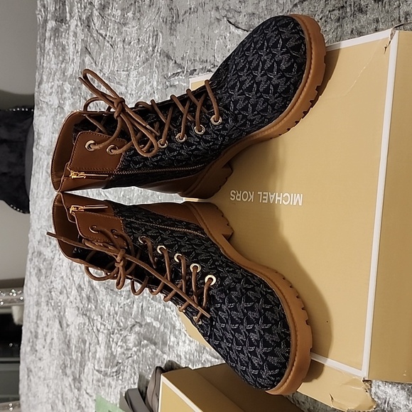 Michael kors denim embroidered boots - Picture 7 of 8